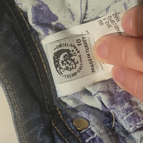 Diesel Jean's size 10Y - Picture 5 of 7